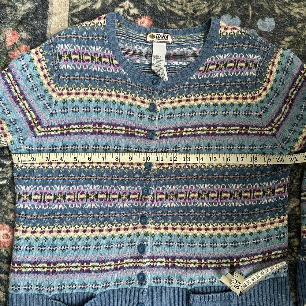Tiara Multicolor Patterned Cardigan - Picture 8 of 8